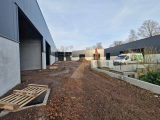 New construction - Industrial project / SME for sale in Ath . Located near the E429, N7 and N 56 units of +/- 135 m² to +/- 263 m² combined +...