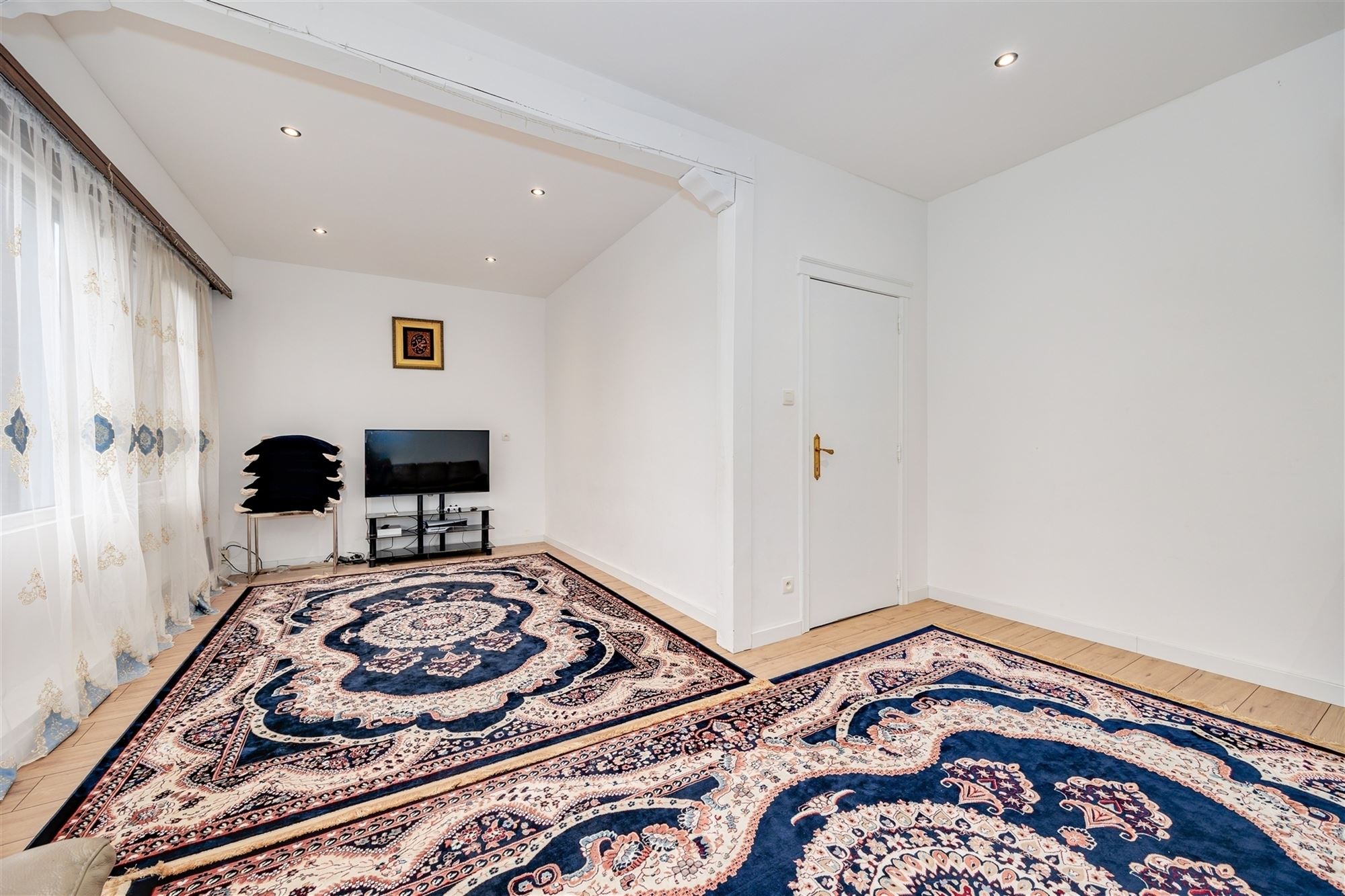 Gerenoveerd 3 slaapkamer appartement in centrum Mortsel - foto 5