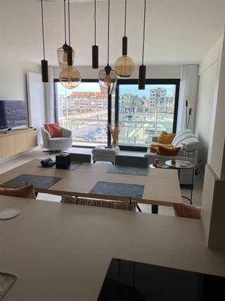                         Exclusief te koop  Luxueus gerenoveerd appartement aan de jachthaven van Blankenberge Ontsnap naar het prachtige Blankenberge...