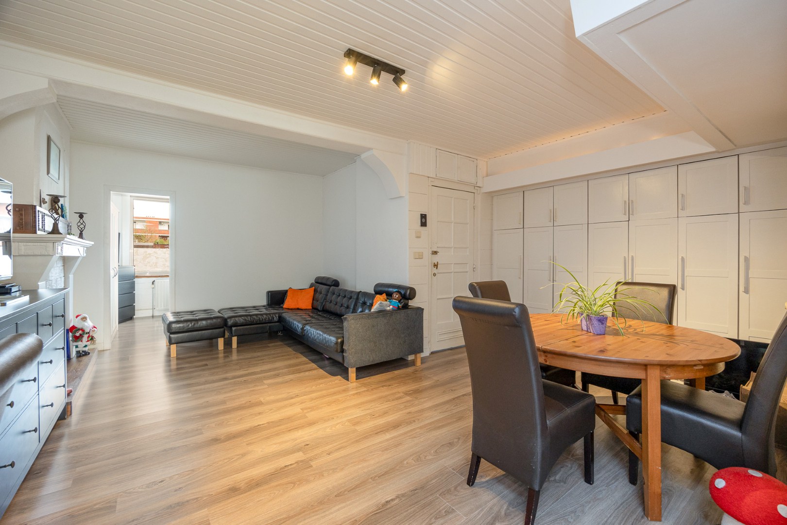 Tof glvl appt met tuin nabij centrum Wilrijk! - foto 2