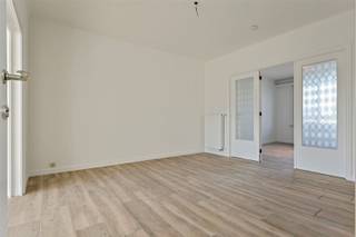 1 slaapkamer appartement met home office mogelijkheid te wommelgem + terras.Indeling:De zonnige woon,-en leefruimte baadt in het licht en beschikt...