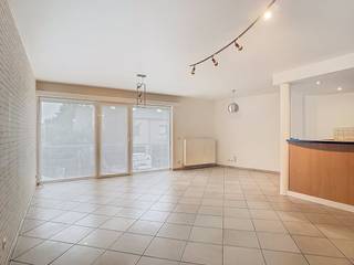Dit appartement te huur in Beveren is gelegen op een goede locatie. Het betreft een instapklaar pand met alle comfort.. De centrale ligging in...