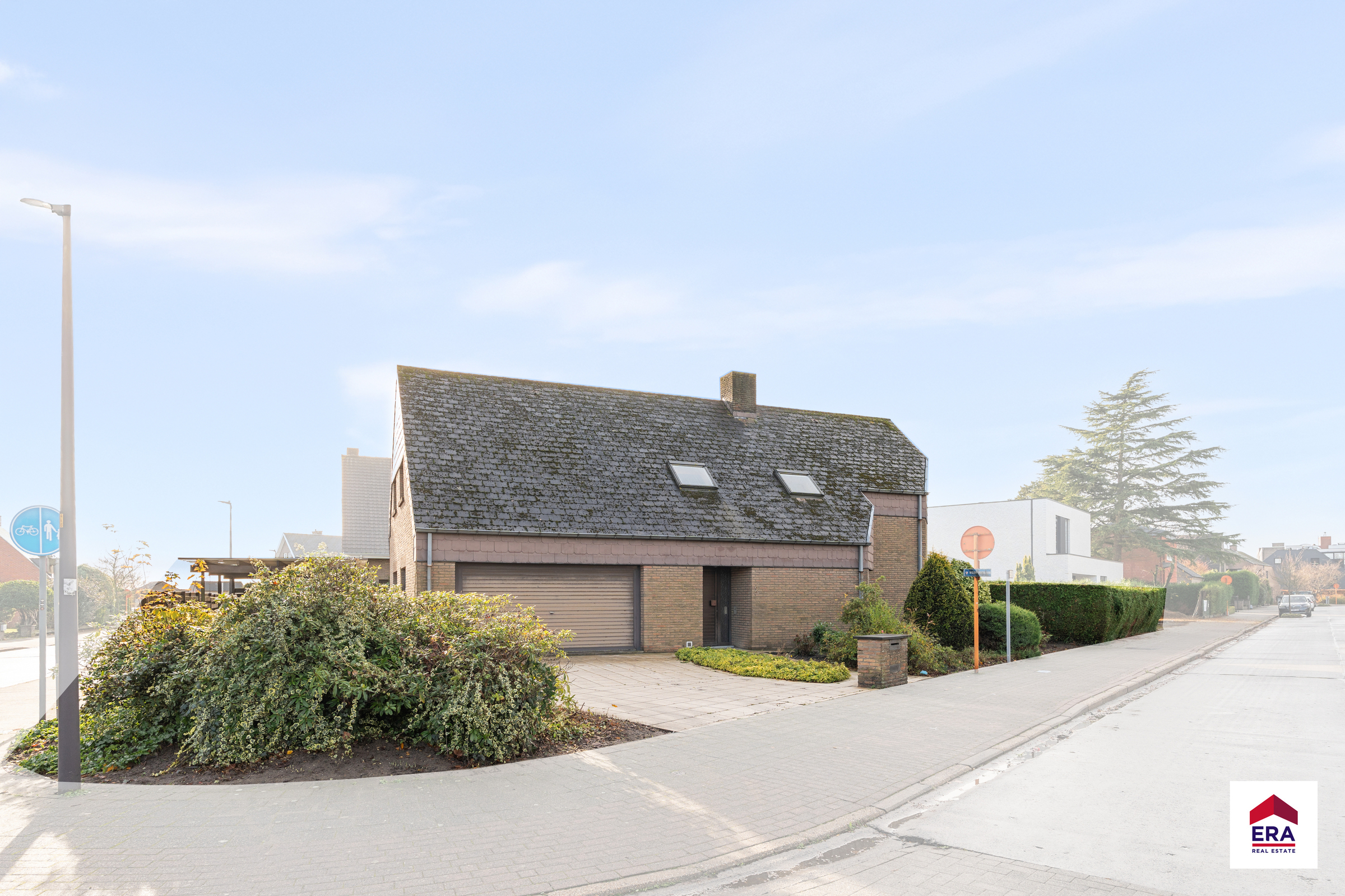 Verzorgde villa met 7 slpks op 635m² in centrum Tielt! - foto 1