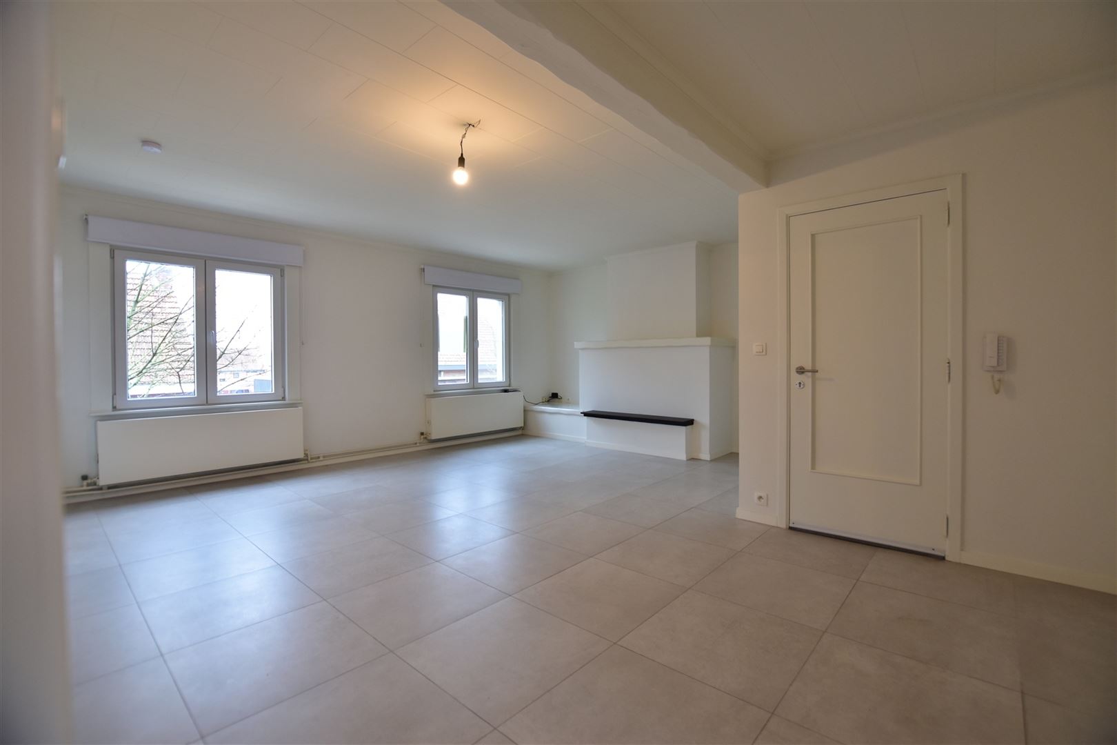 Gerenoveerd appartement te Sint-Gillis - foto 2