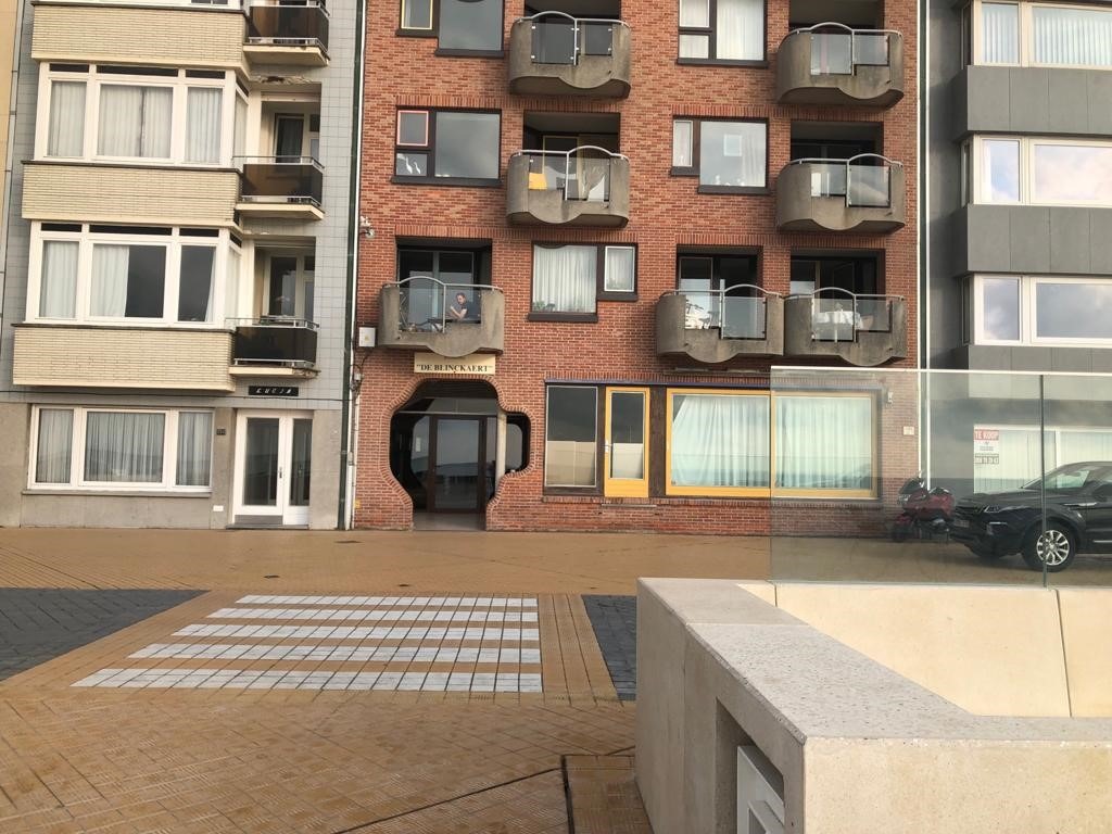 Overdekte  standplaats -  moeilijk te  vinden  in deze omgeving van de  Zeedijk - foto 1