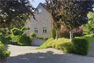 Buitengewone, ruime en top onderhouden villa in pastoriestijl, met alle hedendaags comfort en energiezuinigheid, gelegen in het groene...