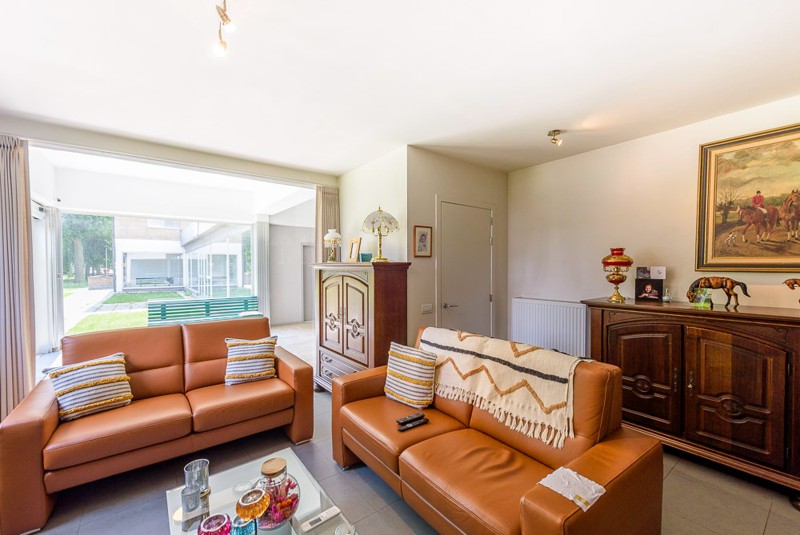 Gerenoveerd gelijkvloersappartement - photo 2