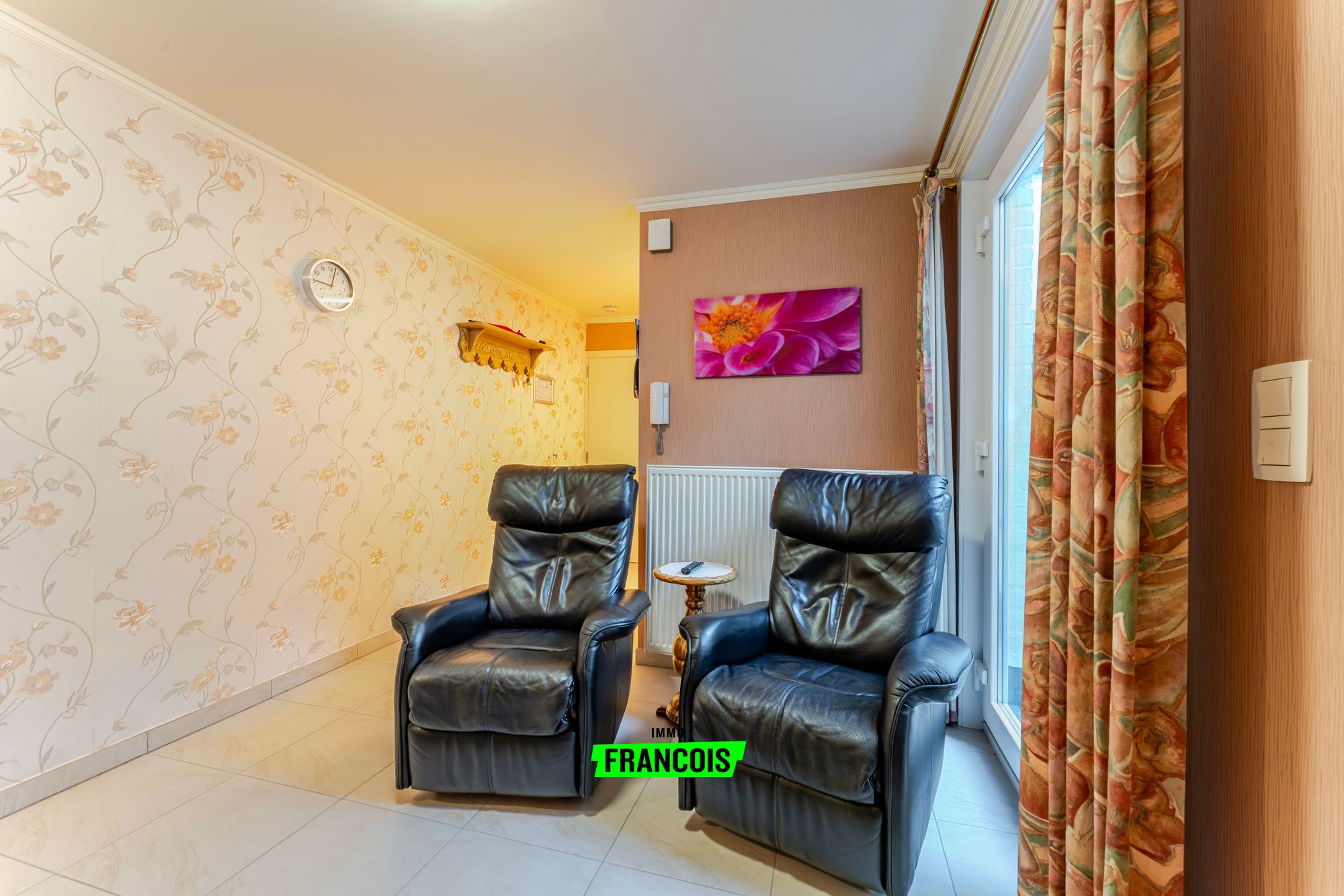 Instapklaar en recent gerenoveerd gelijkvloersappartement in Blankenberge - foto 3