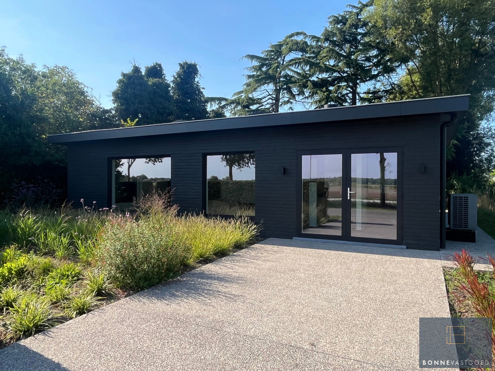 House for sale in Sint-Kruis with 2 bedrooms - photo 2