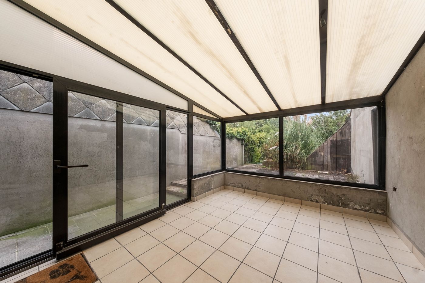 Woning met 3 slaapkamers, zuidgerichte tuin en tal van mogelijkheden in Izegem - foto 5