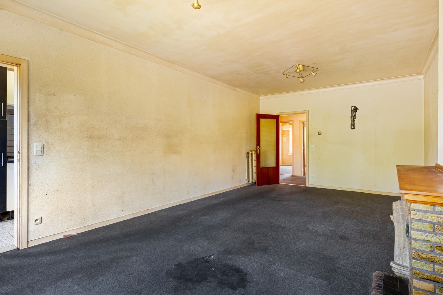 Te renoveren 2 slaapkamer appartement te Deurne - foto 5