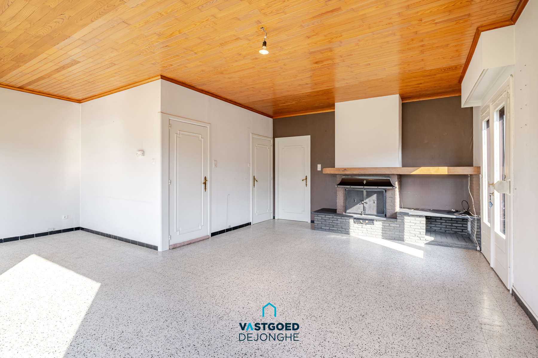 Te renoveren halfopen bebouwing in het centrum van De Pinte - foto 4