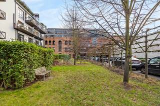 Bekijk nu alvast de videotour, het grondplan, het gunstige EPC, de blanco elektrische keuring en de asbestinventaris via de...