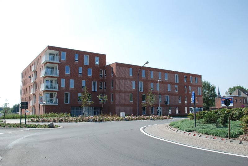 Instapklaar recent &amp; energiezuinig apartement op 3deV met 2 SLK, ruime berging, W-gericht terras &amp; ondergrondse autostaanplaats - foto 2