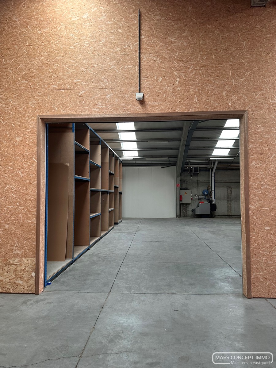 Opslagruimte van 186 m² te huur in Zwevegem - foto 4