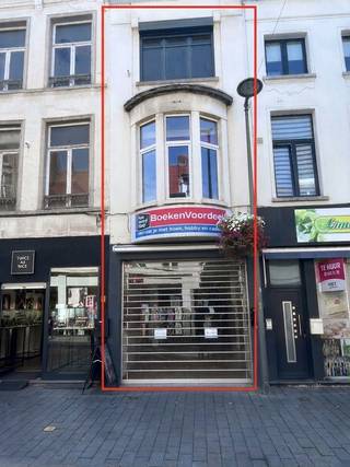 Commercial à louer à Lierre