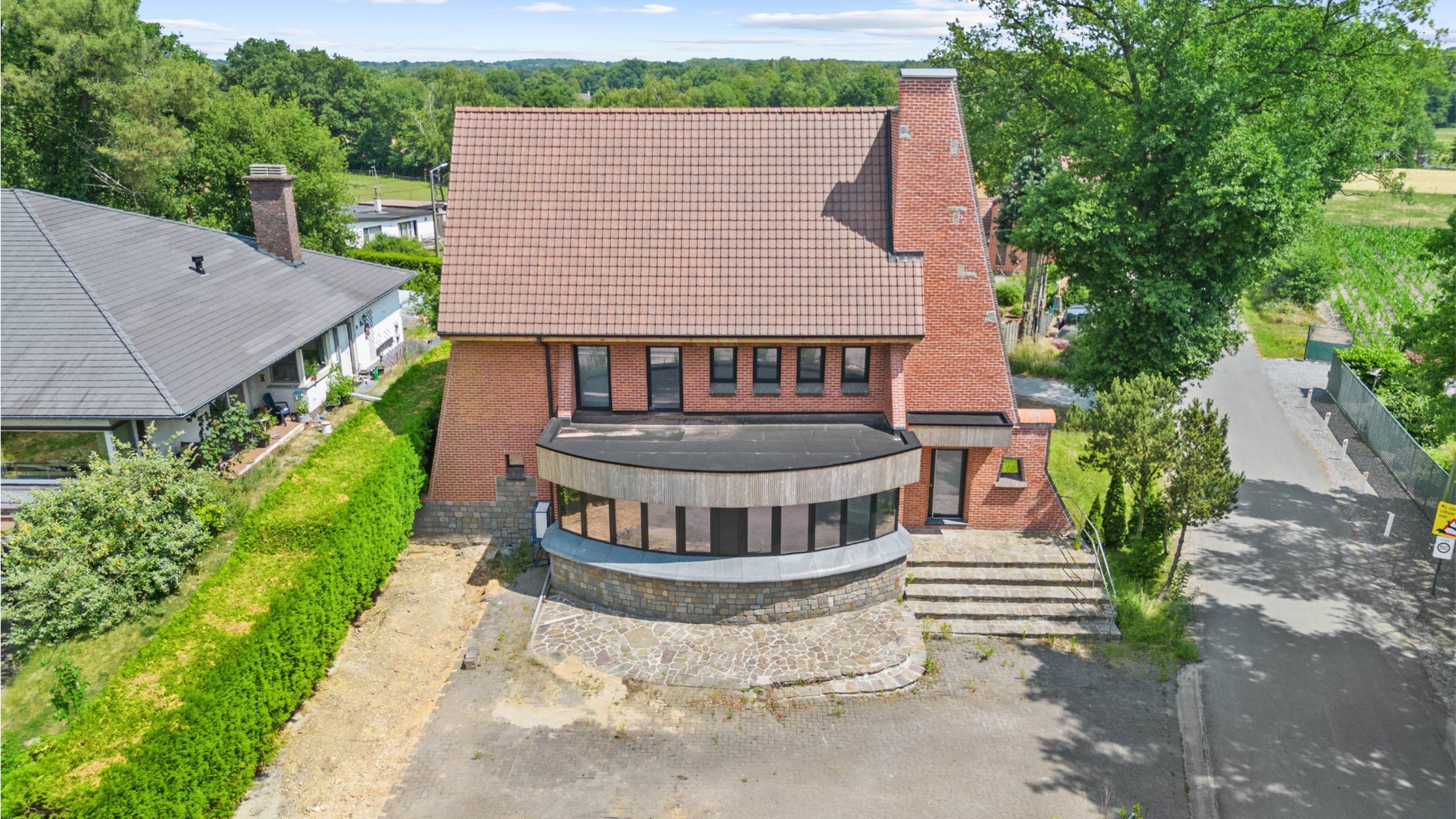 Huis te koop in As met 6 slaapkamers - foto 1