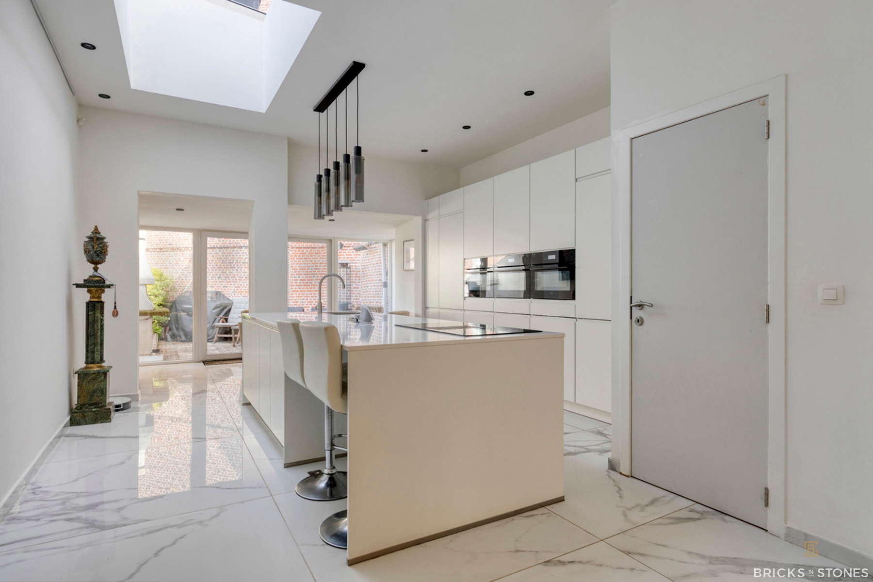 Ruime, volledig bemeubelde woning nabij Park Spoor Noord - foto 3