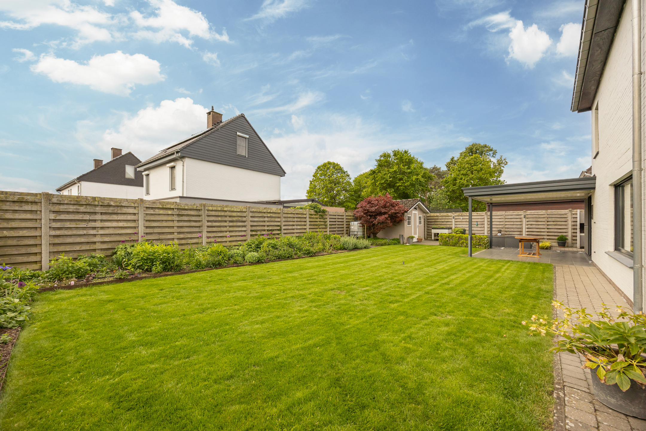 Instapklare woning op 565 m² met 3 slpk + inpandige garage - foto 5