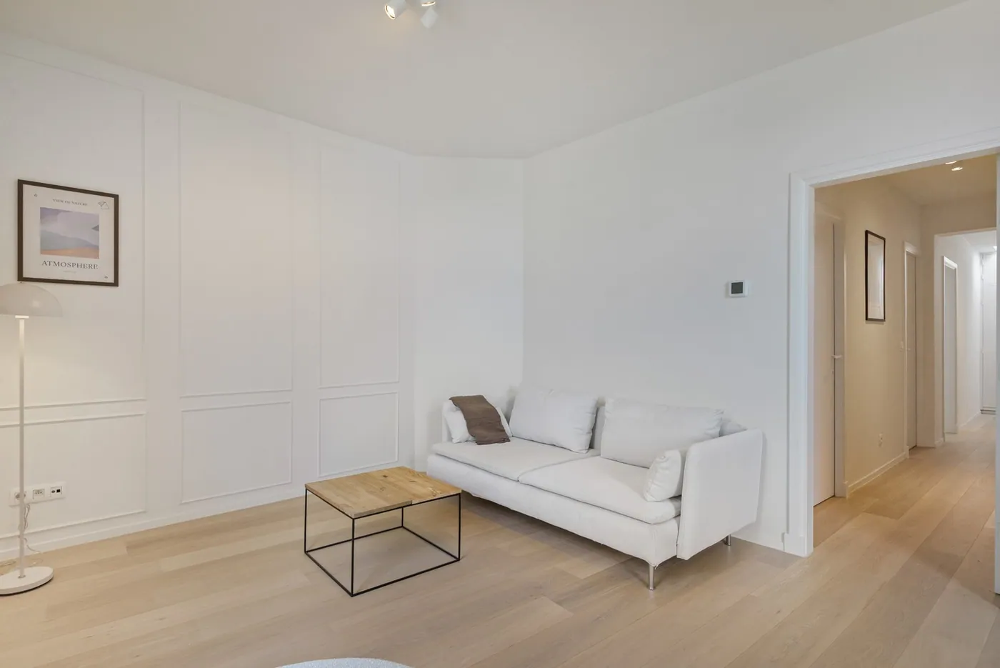 Gerenoveerd appartement met 2 ruime slaapkamers in historisch gebouw - foto 3