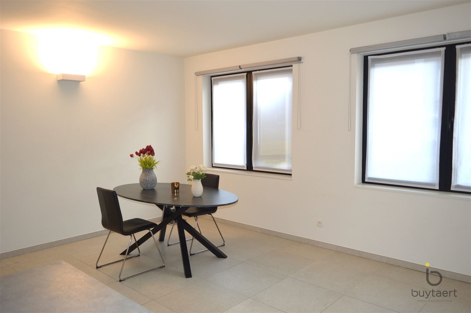 Appartement à louer à Anvers avec 2 chambres - photo 4