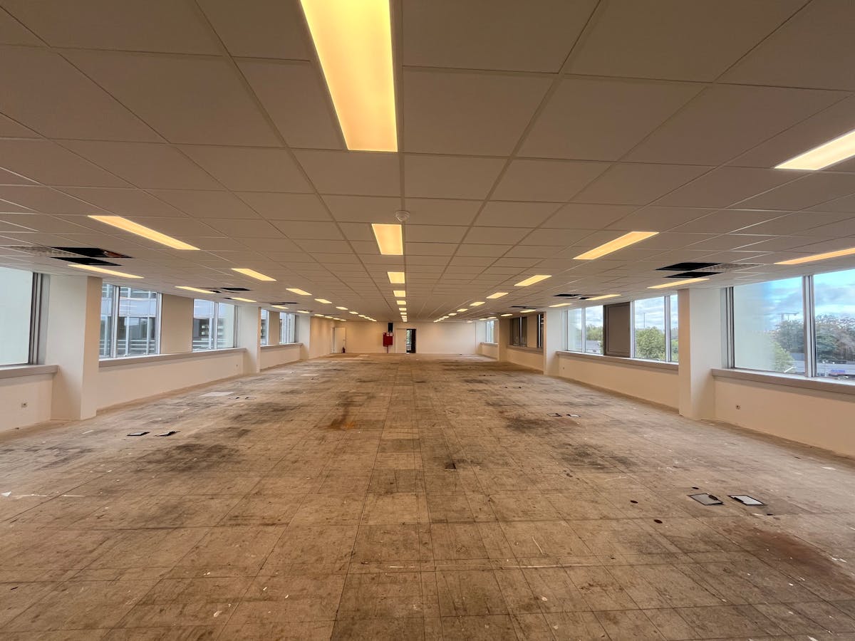 Easily accessible offices (198-415 m²) in Merelbeke - photo 4