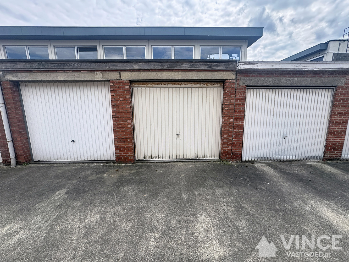 Garagebox te koop – Inrit naast Gemzenstraat 39 - foto 2