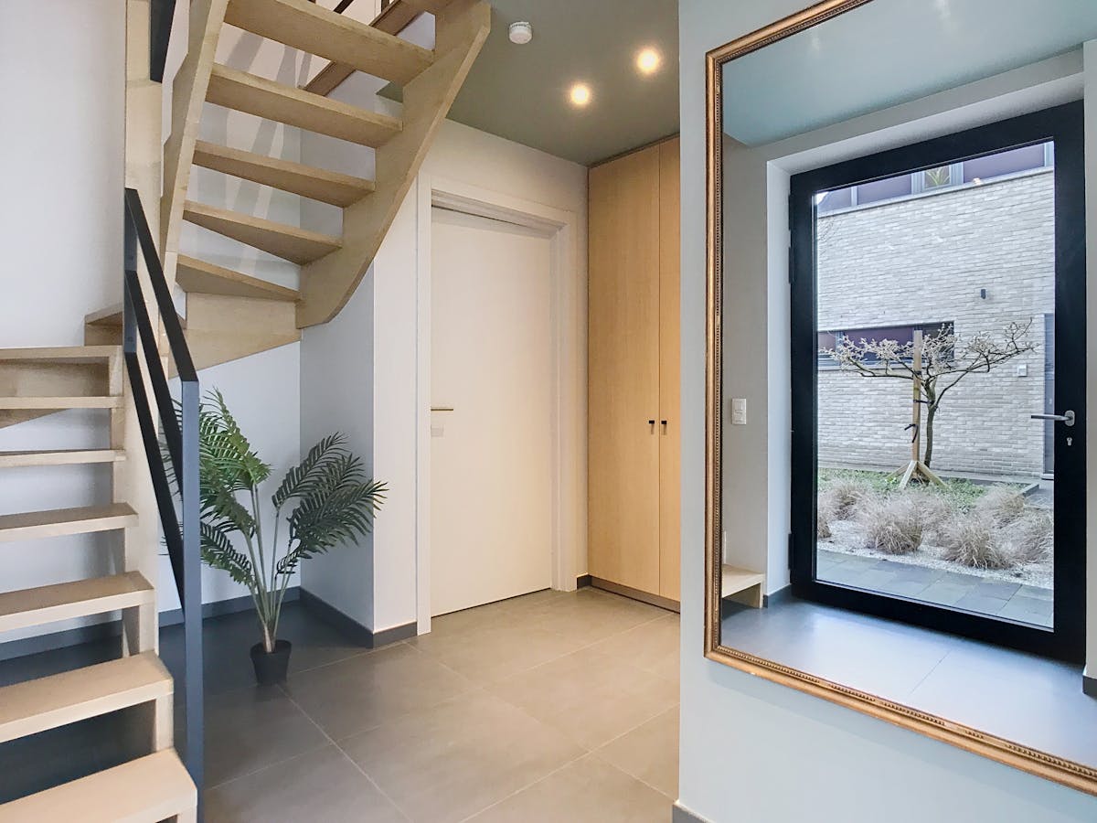 Huis te huur in residentiële wijk te Melsele - foto 2