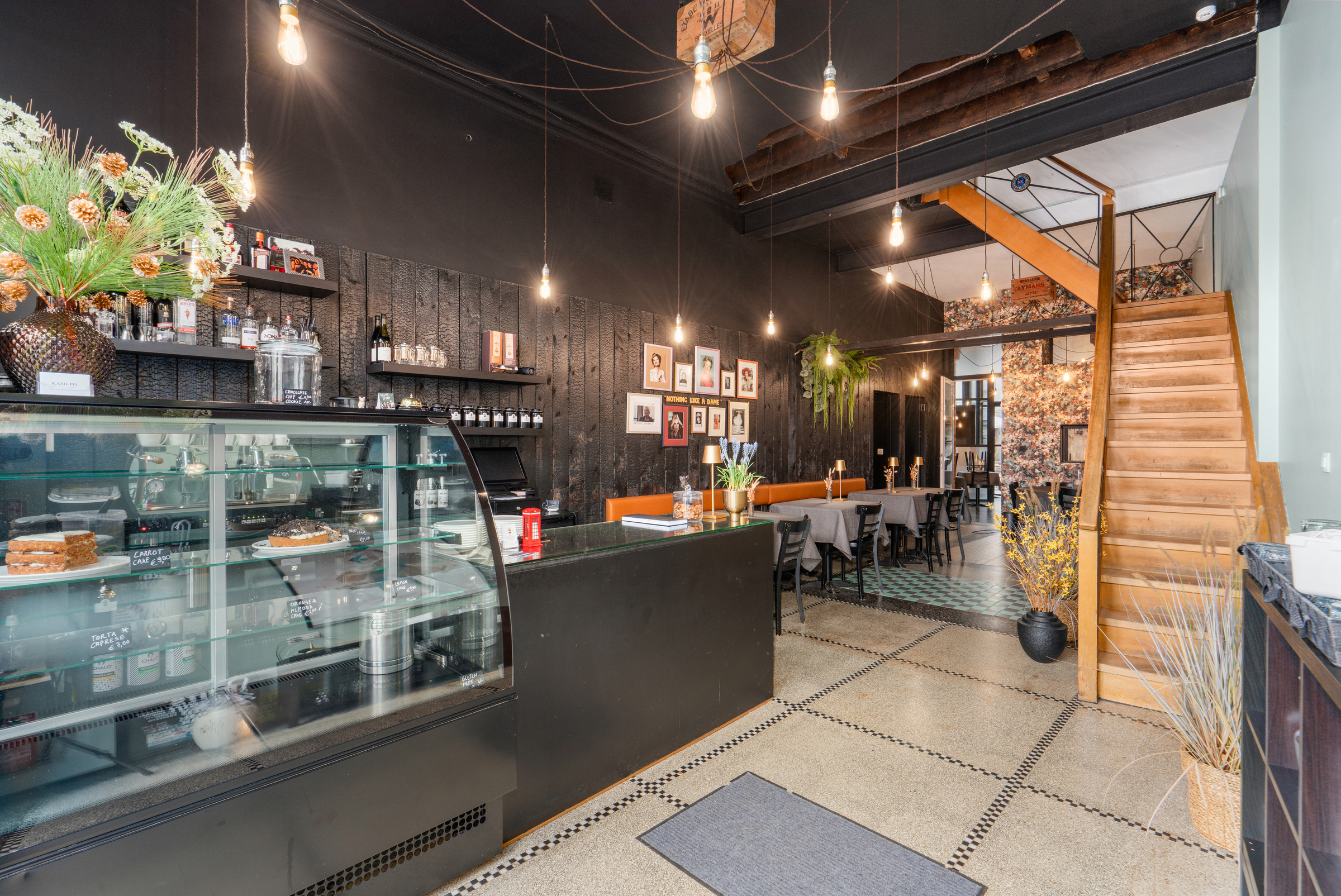 Authentiek handelspand met woonst in centrum - foto 2