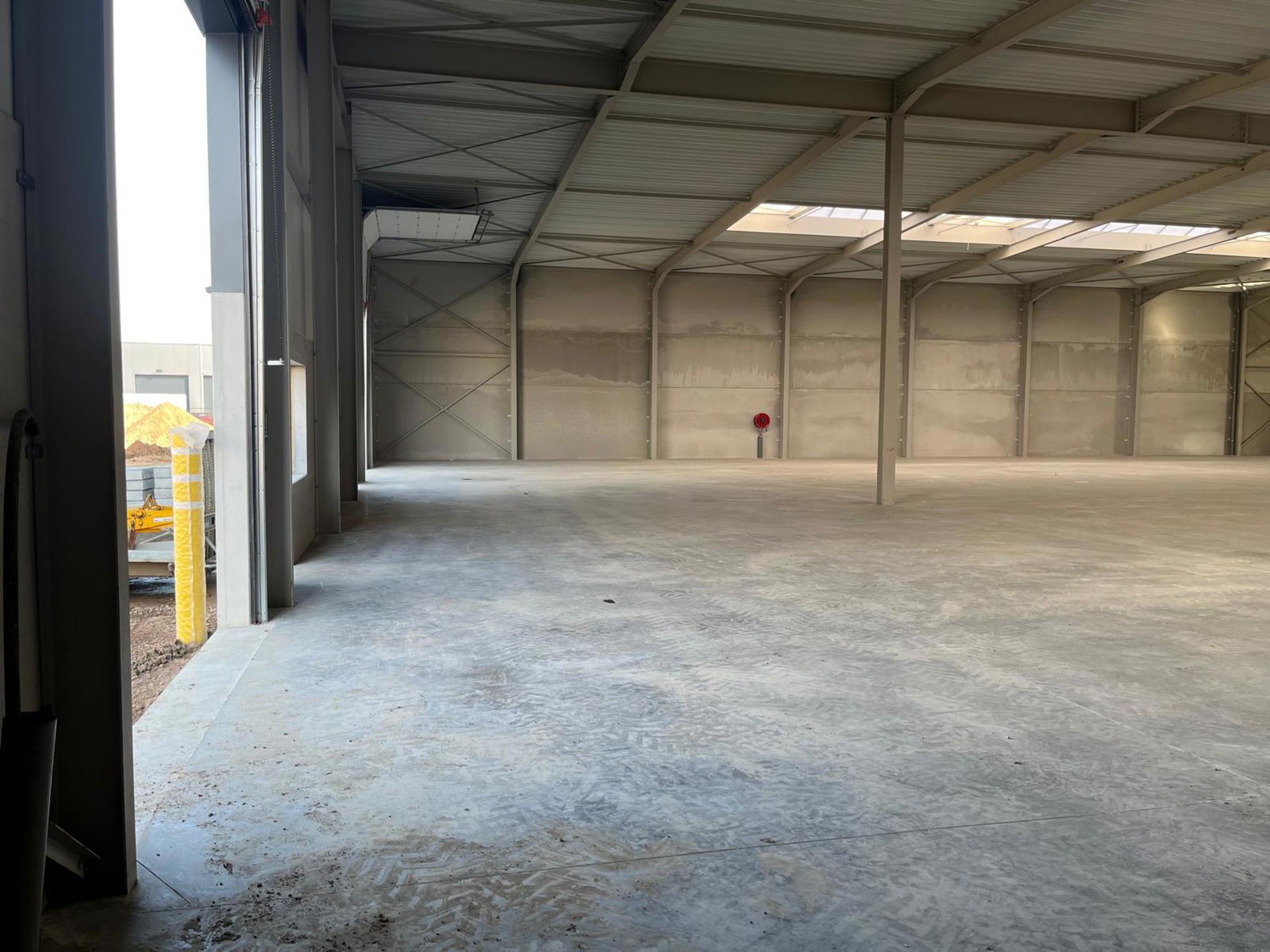 Te huur: magazijn 1.400m² - foto 4