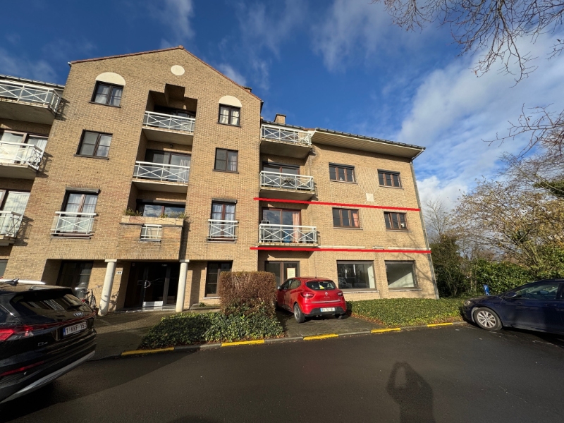 Heel gezellig, lichtrijk, ruim (90 m²) EN goed geïsoleerd appartement met 2 slaapkamers en 2 terrassen. - photo 2