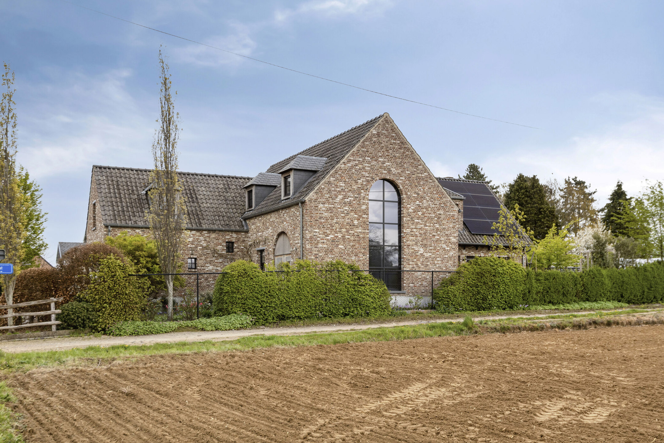 Villa met 2 slaapkamers en zwemvijver te koop Scherpenheuvel - foto 1