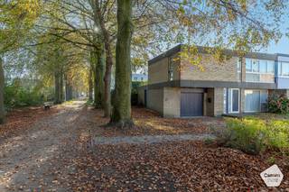 U kunt een BOD uitbrengen op deze woning, rekening houdend met de AANVANGSPRIJS van € 288.000,00 , elk hoger BOD wordt voorgelegd aan de eigenaars...