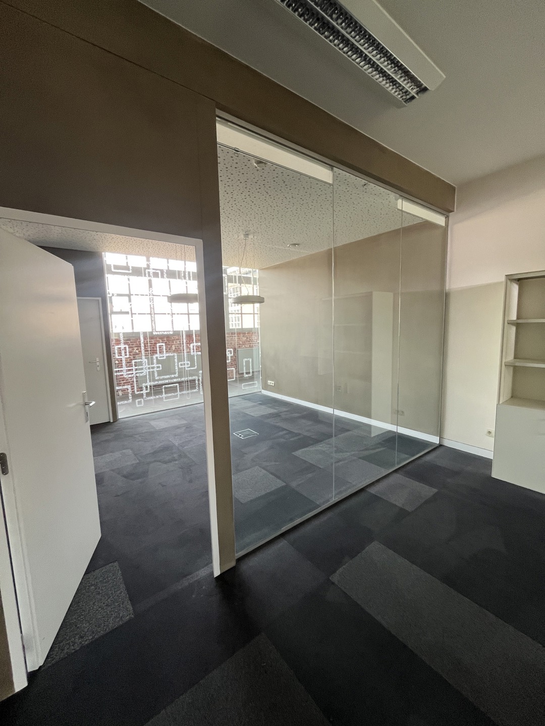 Professionele Ruimtes te Huur – Bara Straat, 49 tot 151 m² - foto 3