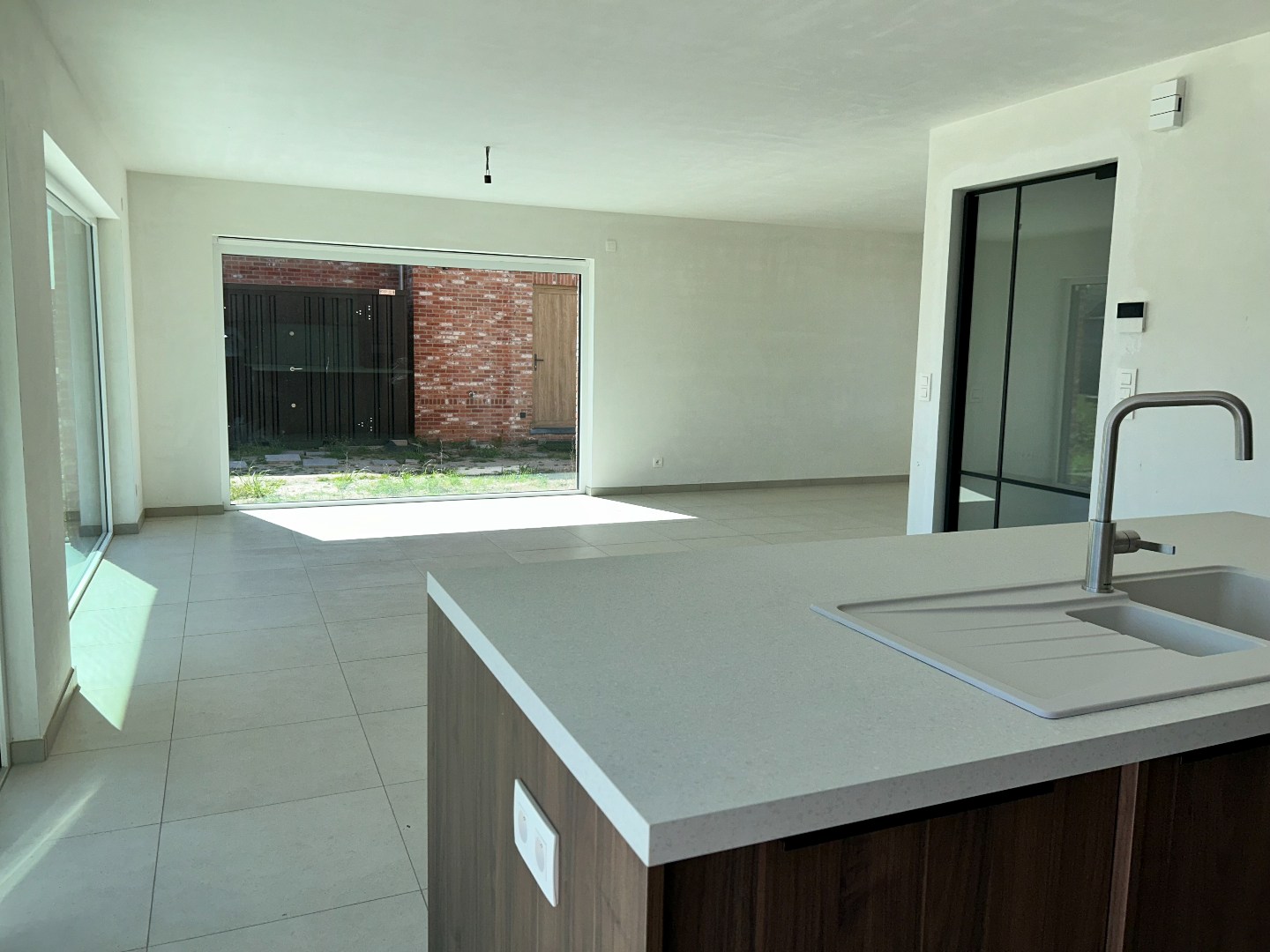 Instapklare nieuwbouwwoning met 3 slaapkamers en tuin op 681 m² - foto 5