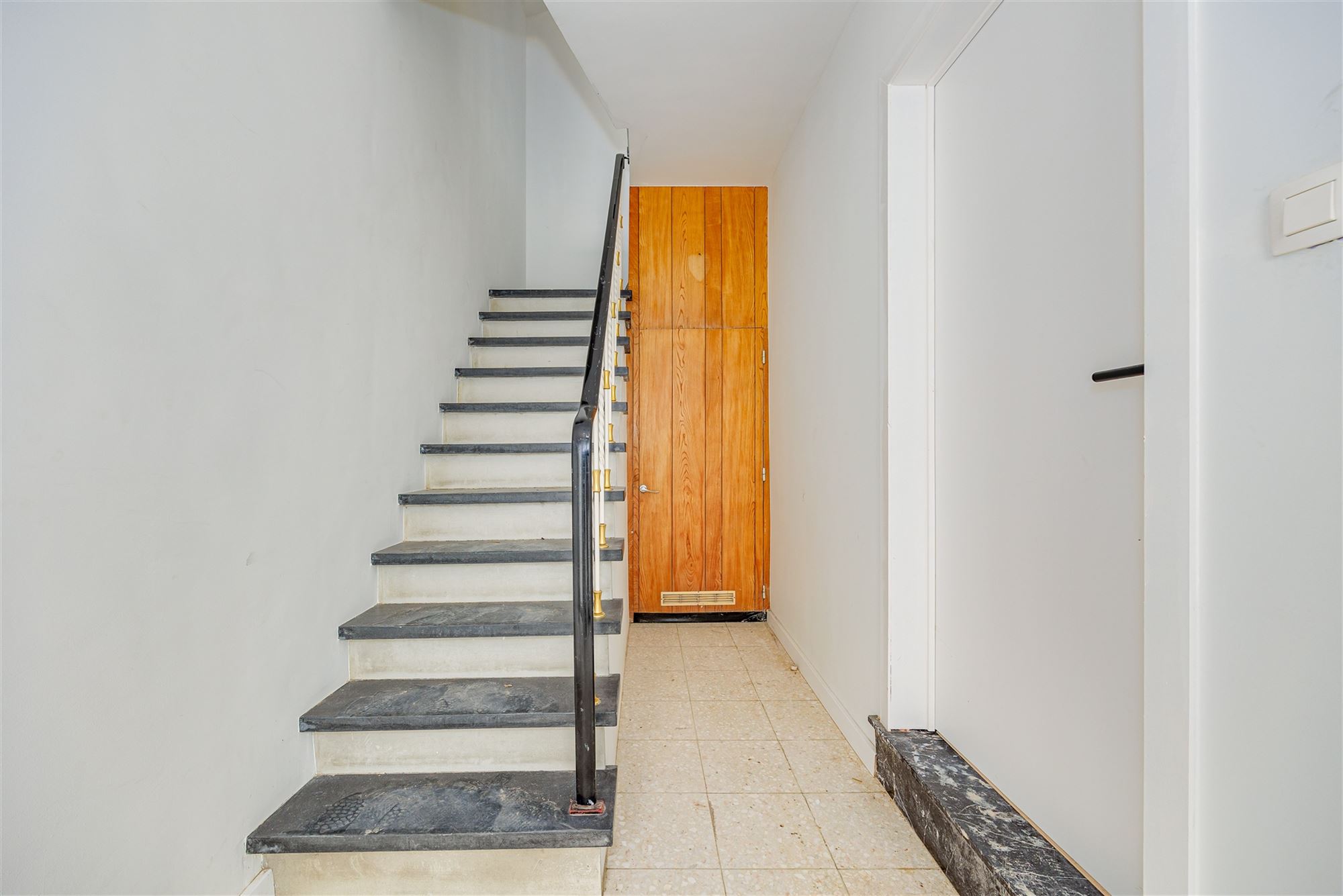 Gelijkvloers instapklaar appartement met tuin - foto 3