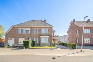 Deze halfvrijstaande woning met een netto totale bruikbare vloeroppervlakte van 298 m² is gelegen langs de Cornelstraat ter hoogte van nummer 5,...