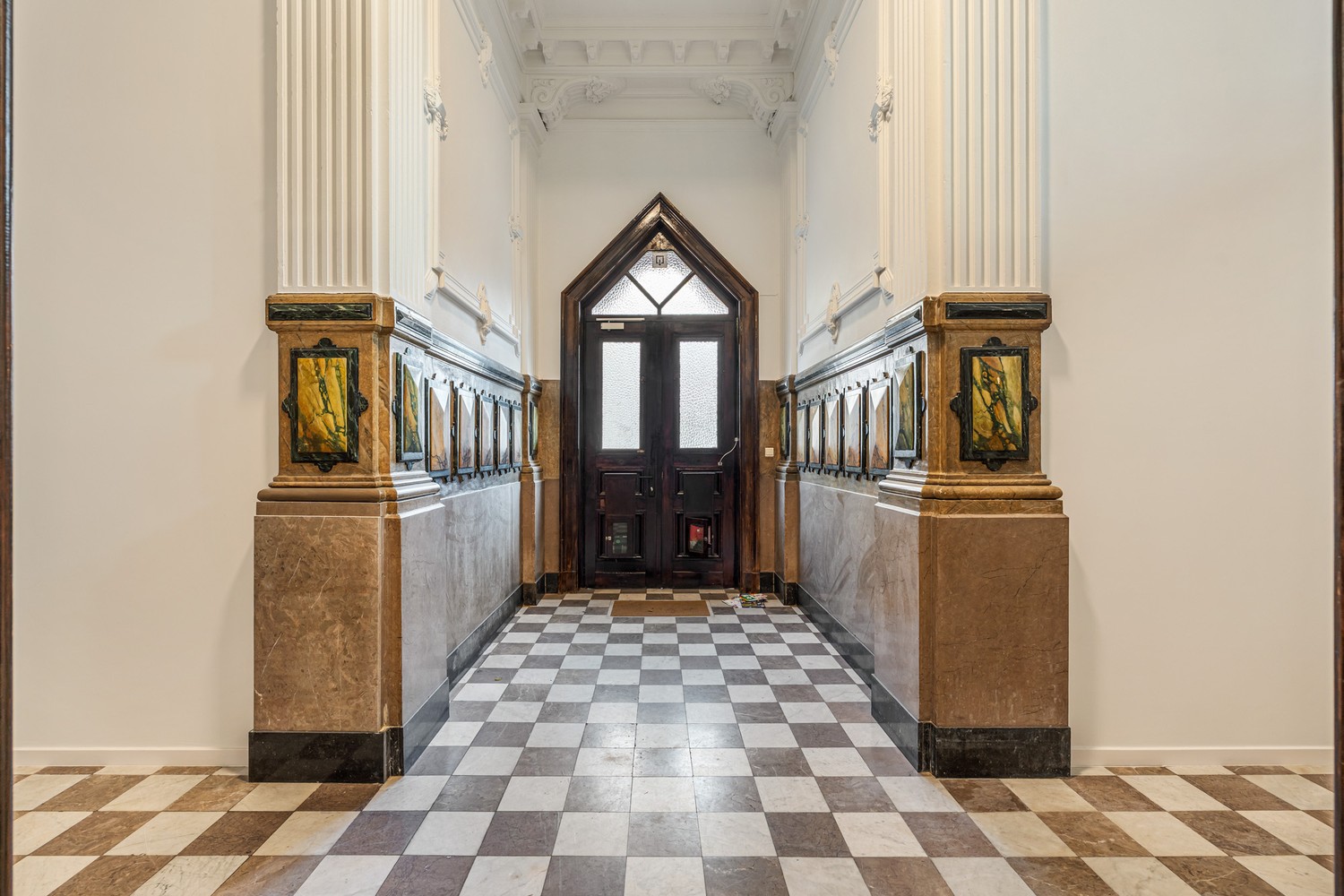 Ruime(28m²) en gemeubelde studentenkamer met eigen sanitair en een slaapduplex nabij het station te Leuven! - foto 2