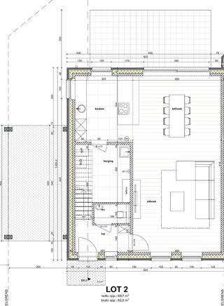 => Ligging<br />Deze drie nieuwbouwwoningen zijn rustig gelegen in het groene Achel. Nabij het centrum van winkels, scholen en horeca. Omringd door natuur en fiets- en wandelroutes.<br /><br />=> Het project<br />Het project omvat drie woningen.<br />De woningen worden verkocht onder de opschortende voorwaarde van het bekomen van een stedenbouwkundige vergunning.<br /><br />=> Indeling<br />-- Gelijkvloers:<br />- Inkomhal met apart gastentoilet<br />- Leefruimte<br />- Keuken<br />- Berging<br /><br />-- Verdieping<br />- Overlop<br />- Drie slaapkamers<br />- Apart toilet<br />- Badkamer<br /><br />-- Zolder<br />- 2 zolderruimtes<br />- Berging<br />- Technische ruimte<br /><br />=> Afwerking<br />De woningen kunnen casco, casco plus of volledig afgewerkt conform het lastenboek gekocht worden.<br />De geadverteerde prijs op de website is casco.<br /><br />Meer informatie over deze afwerkingen via ons kantoor te verkrijgen.