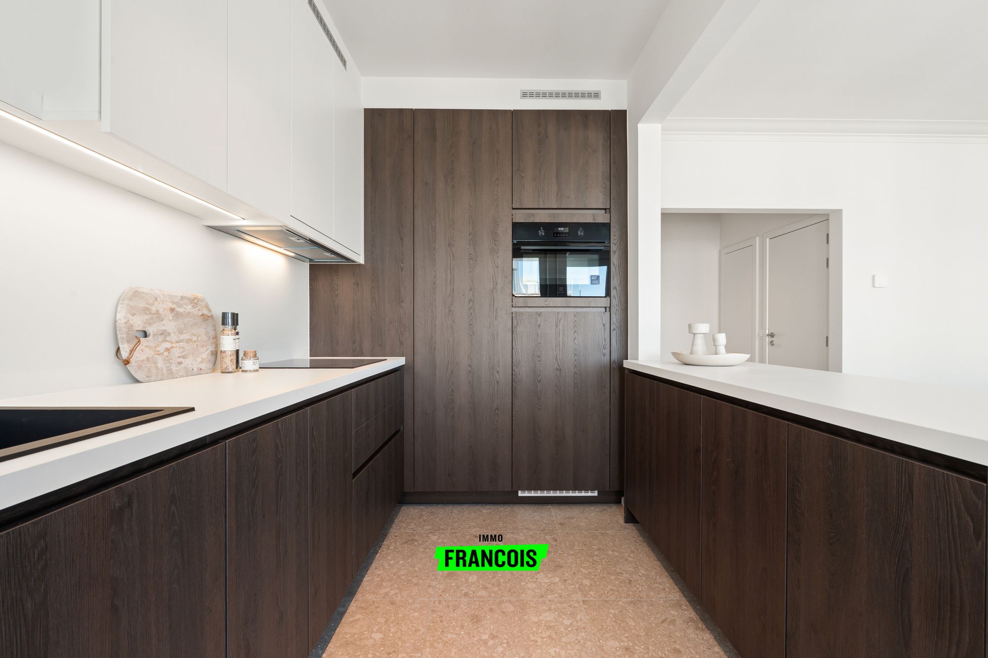 Ruim gerenoveerd drieslaapkamerappartement nabij centrum Oostende. - foto 5