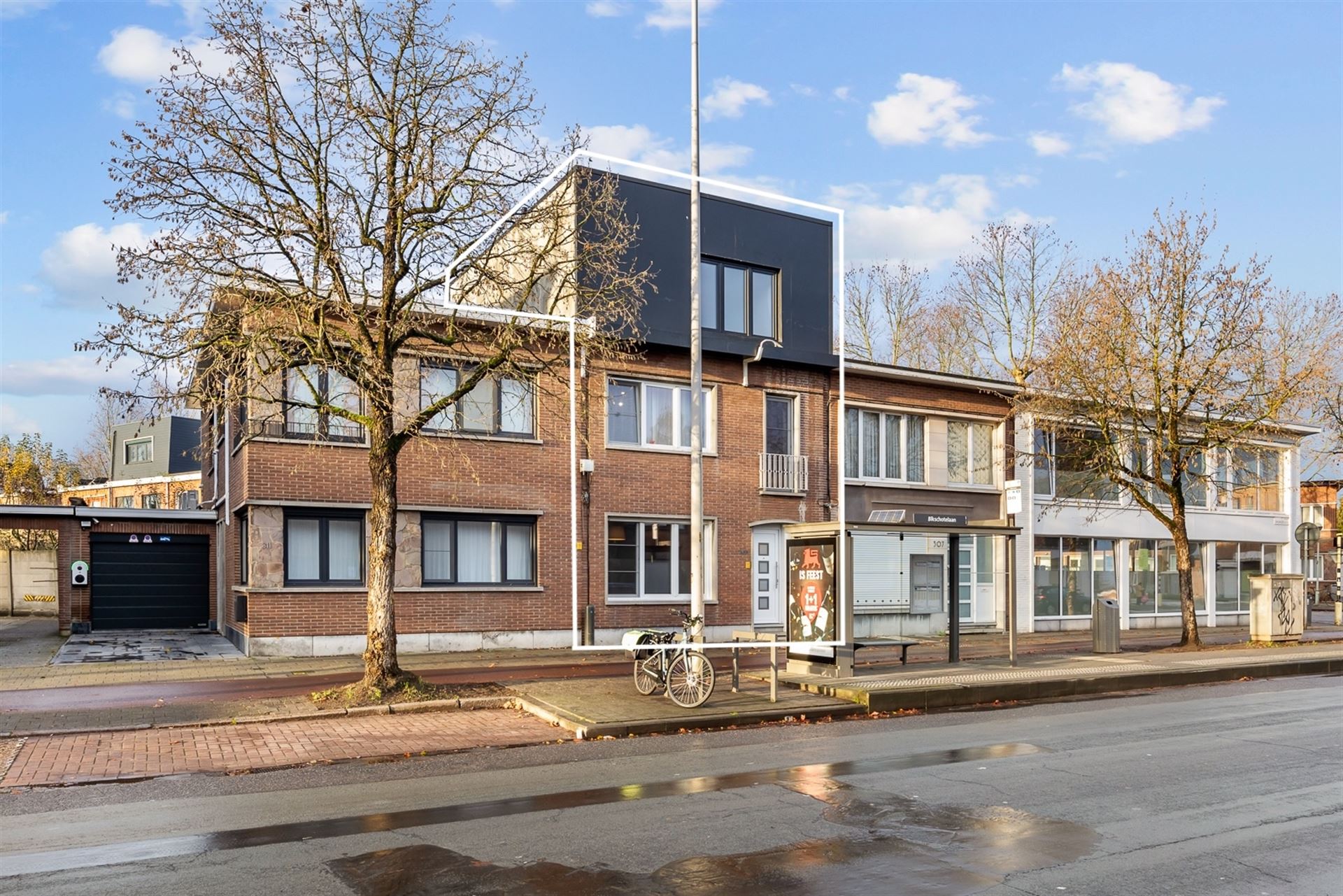 Instapklare en Ruime Gezinwoning met Tuin en Garage - foto 1