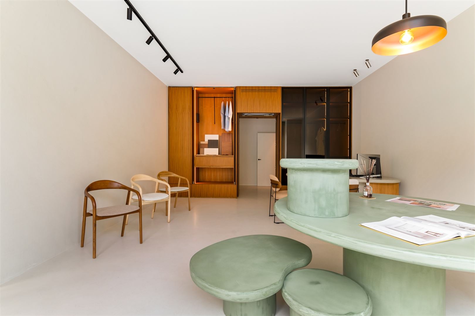 Luxueuze winkelruimte of kantoor vlakbij Rooseveltplaats, Centraal Station en Antwerpse Meir. - foto 5