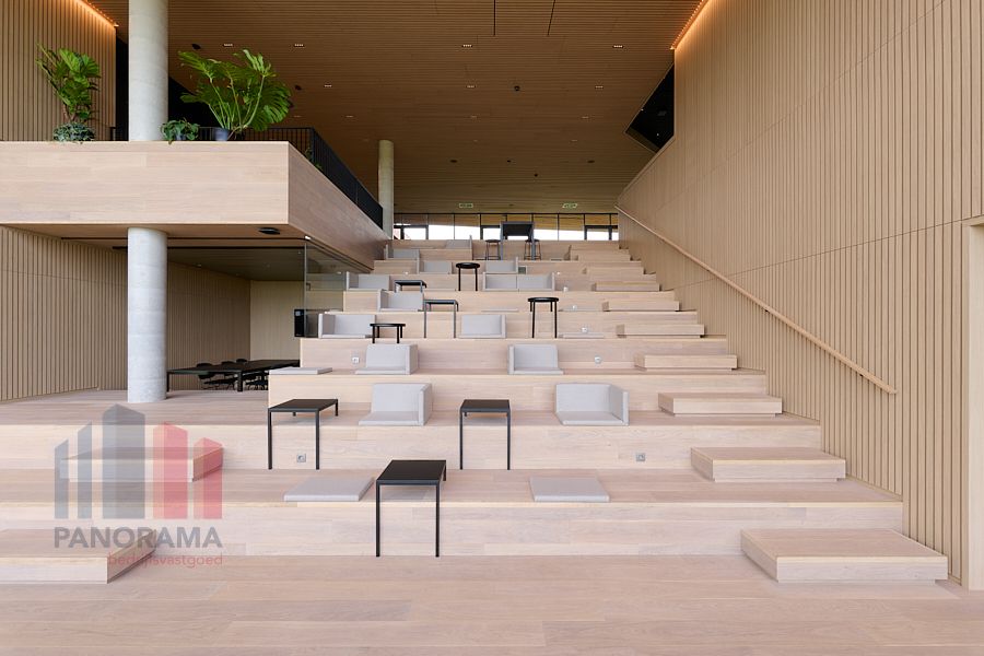 20 ateliers à un emplacement de choix dans le centre d'affaires The Yard, près de l'E40 - photo 4