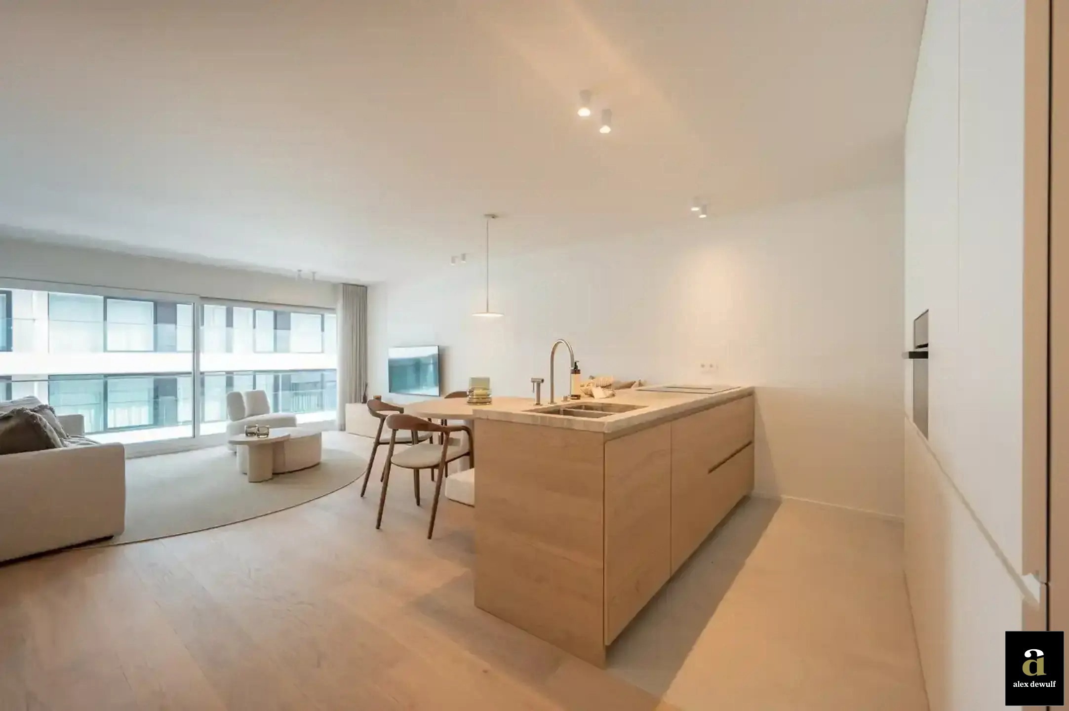 Mooi appartement met 3 slaapkamers op de Kustlaan te Zoute   - foto 4