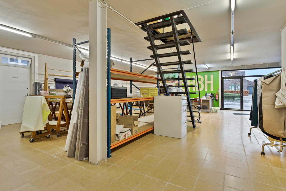 Handelspand te koop van in het bruisende Oostnieuwkerke - foto 4