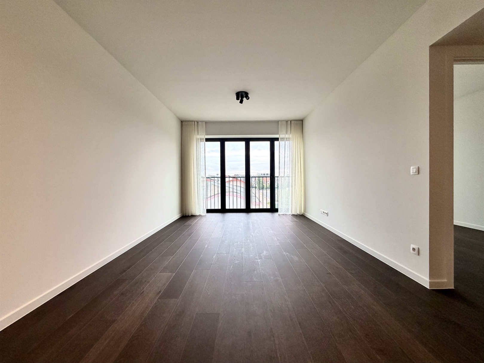 Noord ∣ Stijlvol nieuwbouwappartement met 2 slaapkamers + P - foto 3