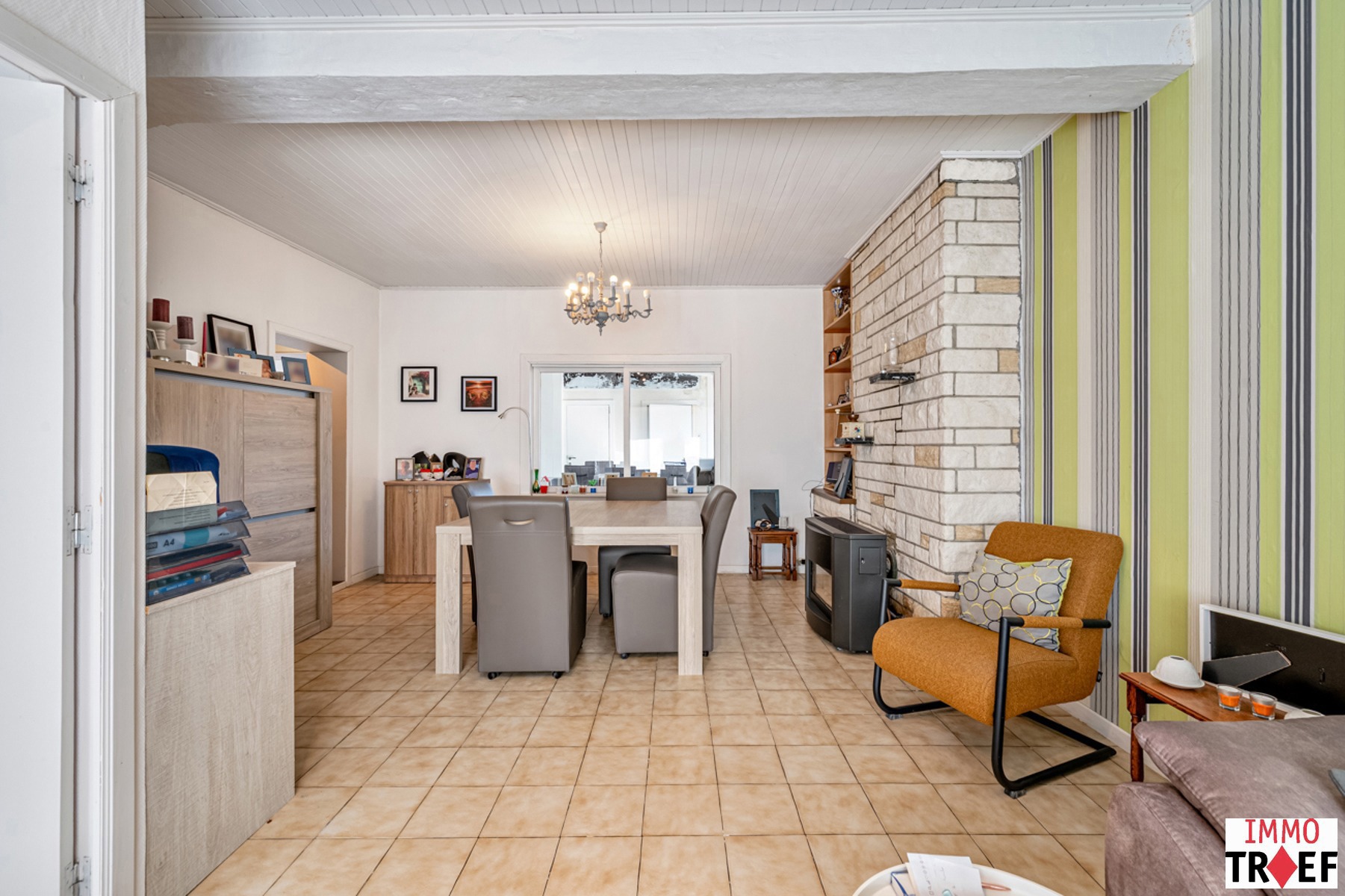 Instapklare halfopen bebouwing rustig maar centraal gelegen te Lebbeke - foto 4