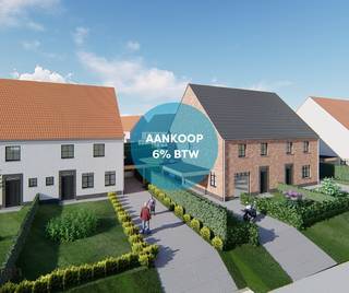 <p><strong>Mogelijkheid om aan te kopen aan 6% BTW!<br /></strong><br />Voor meer informatie of een bezoek bel 054/69.39.36 - Ontdek <strong>Project Doornkouter</strong>, een unieke woonkans op de rand van Lierde en Ophasselt, midden in het idyllische landschap van de Vlaamse Ardennen. Hier komen modern wooncomfort en energiezuinigheid samen in een prachtig groen kader. Winkels, scholen en openbaar vervoer bevinden zich in de nabijheid. De uitvalswegen naar Ninove, Brakel, Zottegem,... bevinden zich op een boogscheut.</p>
<p><strong>Duurzaam wonen met stijl</strong><br />Deze BEN-woningen in Project Doornkouter zijn ontworpen met oog voor comfort, ruimte en toekomstbestendigheid. Met een <strong>E-peil van maximaal 30</strong> geniet je van een energiezuinige thuis, uitgerust met <strong>zonnepanelen</strong>, een <strong>geavanceerd ventilatiesysteem D</strong> en een <strong>warmtepomp met vloerverwarming</strong>. Deze technologieën zorgen niet alleen voor een lagere energiefactuur, maar ook voor een aangenaam binnenklimaat, het hele jaar door.</p>
<p><strong>Ruimte voor elke levensstijl</strong><br />Kies uit een selectie van <strong>halfopen en open bebouwingen</strong>, elk met een <strong>bewoonbare oppervlakte vanaf 175 m²</strong>. Deze woningen zijn ideaal voor gezinnen van verschillende groottes en bieden voldoende ruimte om te leven, te ontspannen en te genieten.</p>
<p><strong>Leven in balans</strong><br />Wonen in Project Doornkouter betekent meer dan alleen een huis kopen. Je kiest voor een levensstijl waarin <strong>rust en activiteit</strong> perfect samenkomen. Geniet van de nabijheid van uitgestrekte natuur, prachtige wandelroutes en charmante historische bezienswaardigheden.</p>
Aansluiting nutsvoorzieningen, kosten van de verkavelingsakte en opmetingskosten zijn steeds ten laste van de kandidaat-koper.<br />Het lastenboek, bouwplannen of verdere informatie kan verkregen worden op kantoor.<br /><br /><strong>*Prijs vermeld in de advertentie betreft prijs excl. BTW en kosten.</strong>