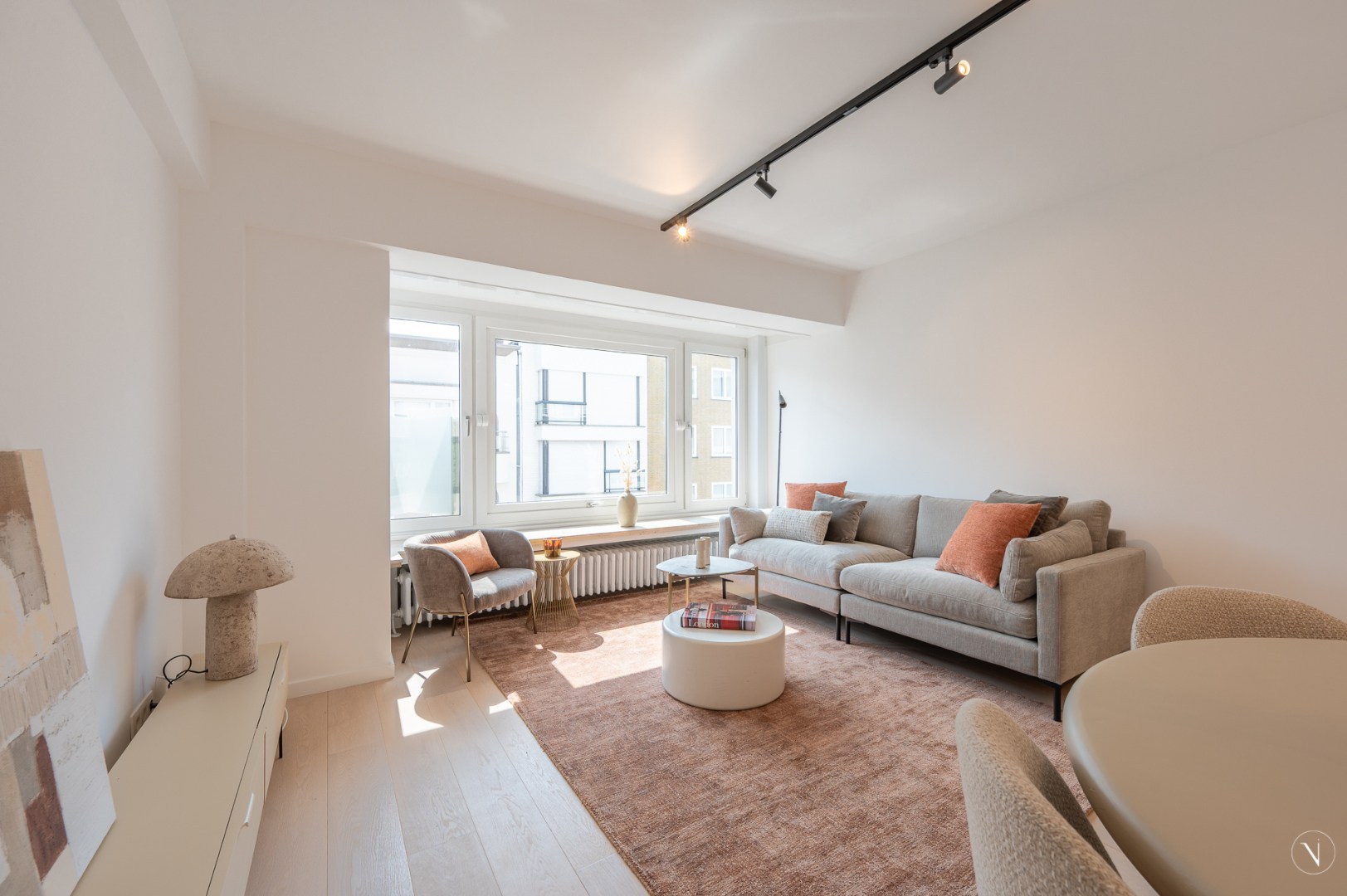 Renovated 2-bedroom apartment for sale - Van Bunnenlaan, Knokke - photo 4