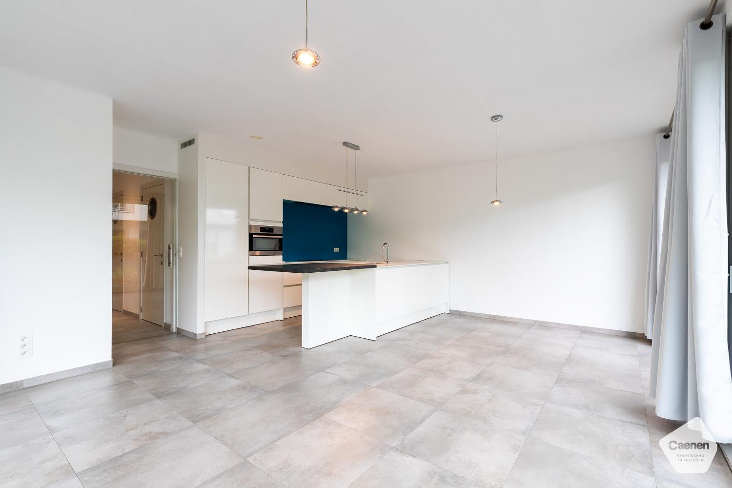 Zeer recent gelijkvloers appartement met 2 slaapkamers - foto 2